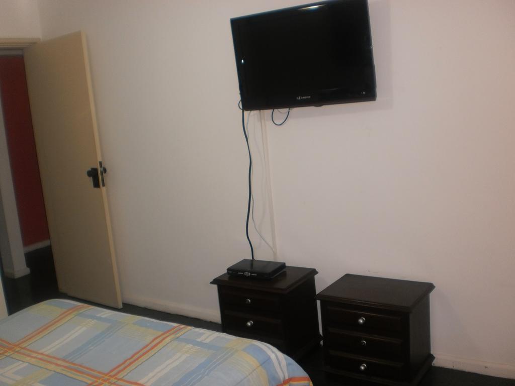 Royal Flat - Pompeu Loureiro *