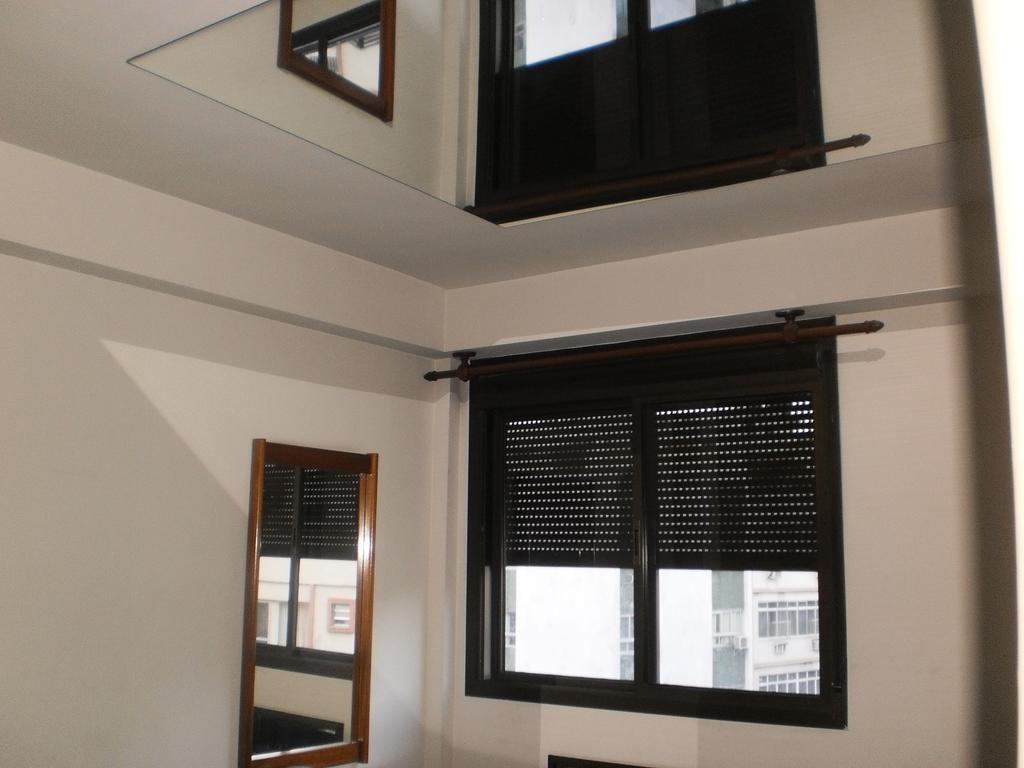 Royal Flat - Pompeu Loureiro Apartment *